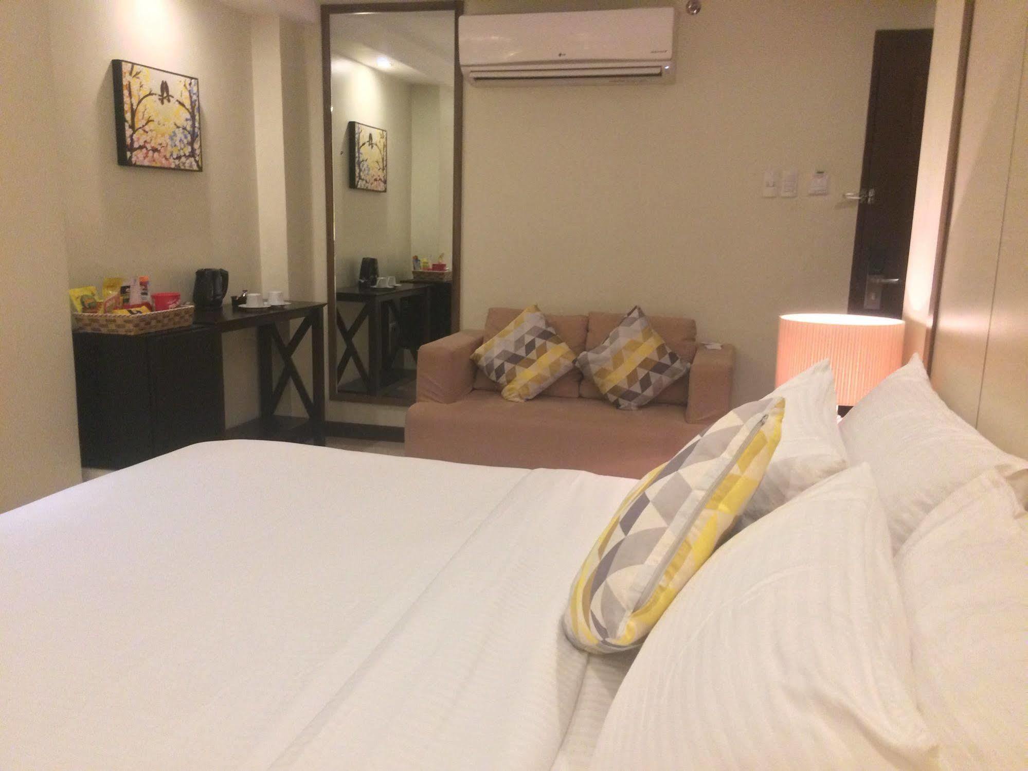 Belian Hotel Tagbilaran Exterior foto